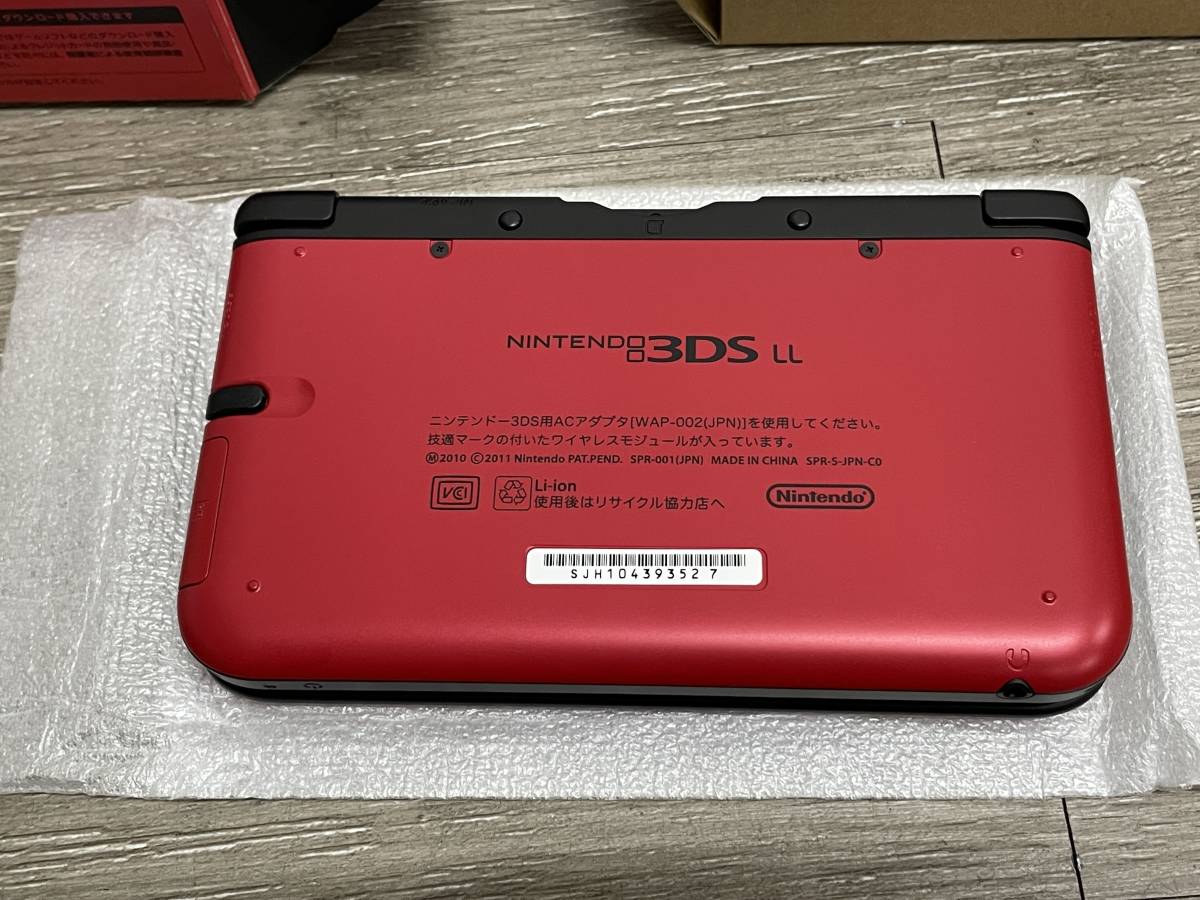 ☆ 3DSLL ☆ ニンテンドー3DSLL レッド ブラック ほぼ未使用 本体 タッチペン SDカード 箱 説明書 Nintendo 3DS LL 任天堂 3527_画像3