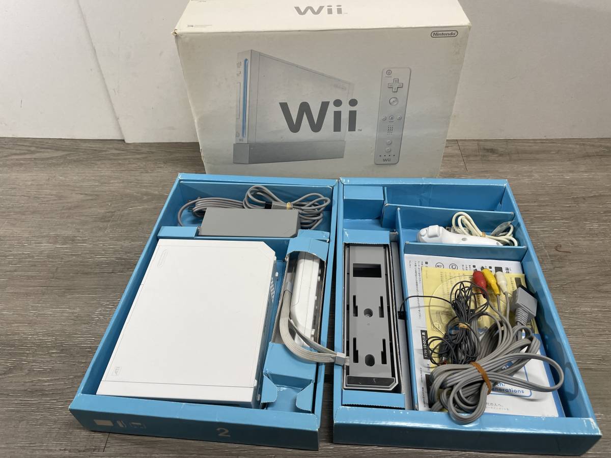 ☆ Wii ☆ Nintendo Wii 本体 まとめ売り 7台 未チェック ジャンク Wiiリモコンプラス シロ クロ Wiifit バランスボード 任天堂_画像8
