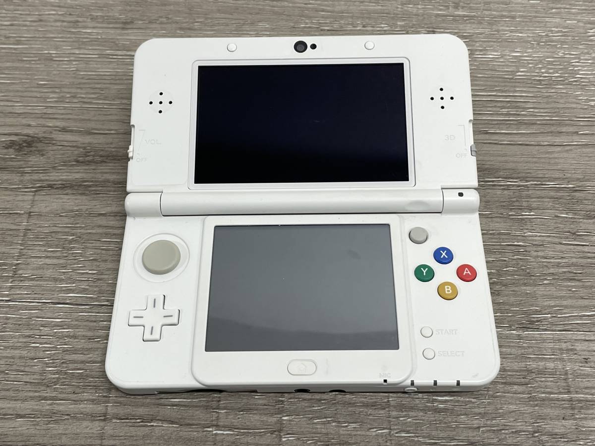 ☆ New3DS ☆ Newニンテンドー3DS ホワイト 動作品 状態良好 本体 きせかえプレート ヨッシー Nintendo 3DS DS 任天堂 6542_画像5