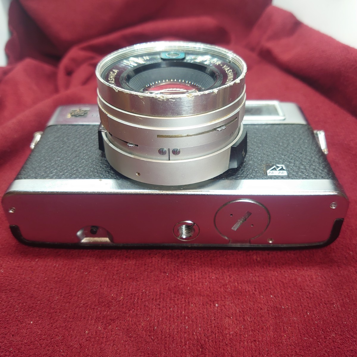 Q16【シャッターOK】YASHICA ELECTRO 35 GL レンズ固定式フィルム レンジファインダーカメラ ヤシカ エレクトロ LENS F:1.7 40mmの画像6