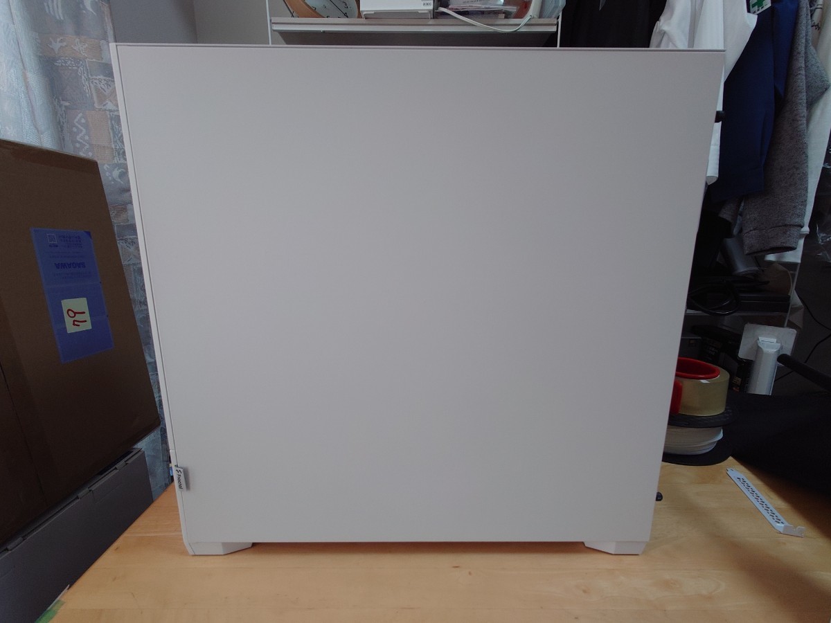 Pop Air RGB White TG Clear Tint Fractal Design PCケース　usb-c 増設アクセサリ付き_画像7
