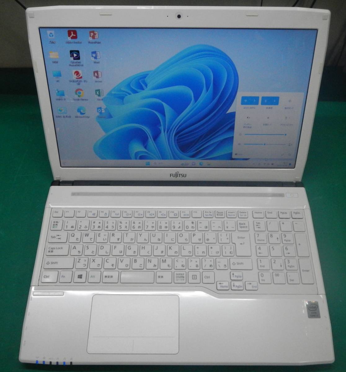 メンテ済【FUJITSU 富士通】LIFEBOOK AH53/R FMVA53RW ノートPC CPU
