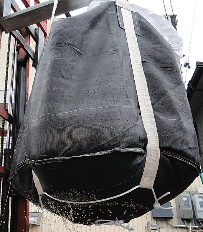 ESCO 1.0ton [水切り用] 丸型フレコンバッグ (黒) EA981WM-31A 水切り 丸型 フレコン バッグ 注入口全開タイプ 建築 建設 建材 土木