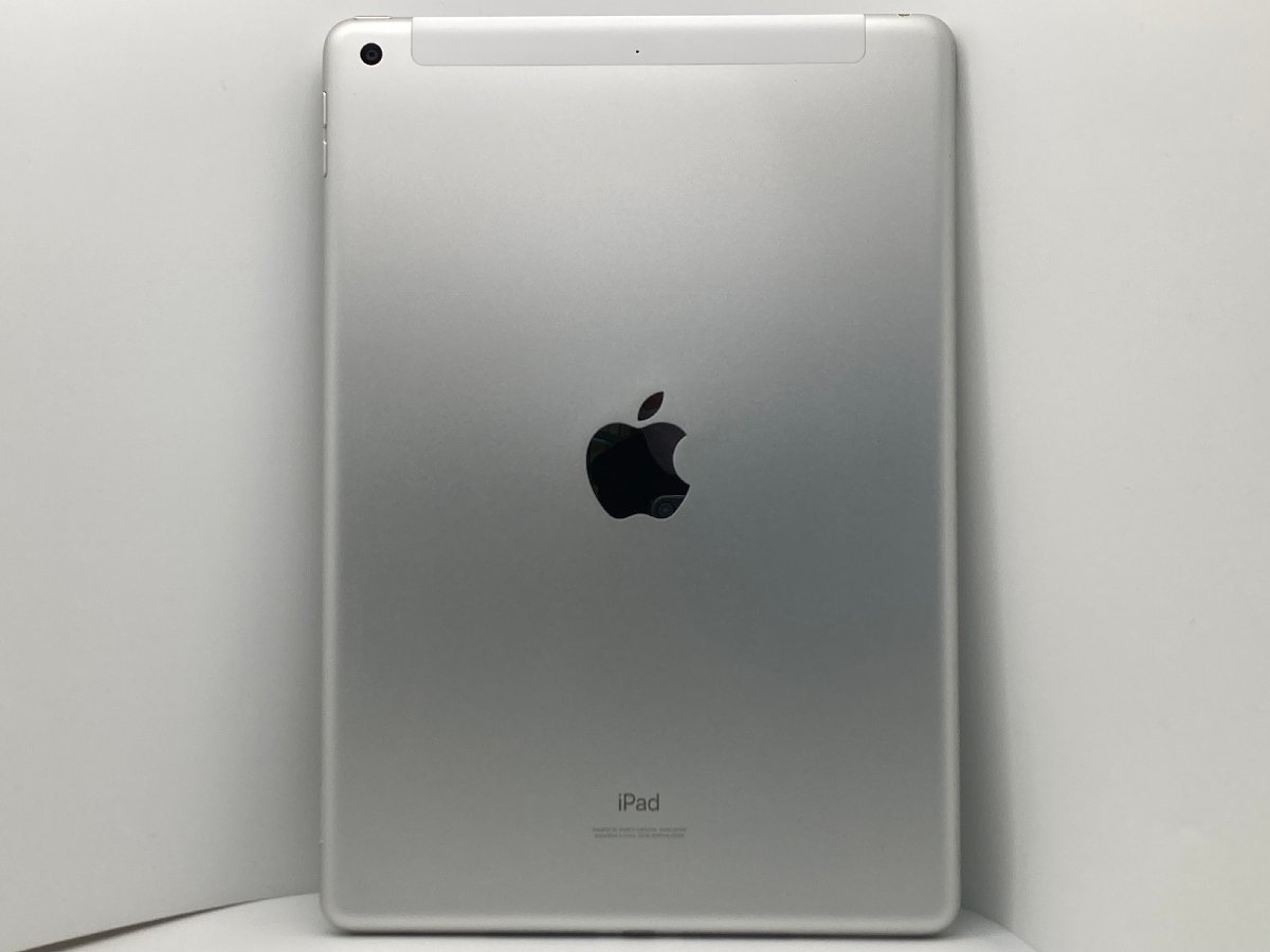【中古・ジャンク】液晶画面割れ 打痕 Apple iPad 8th Wi-Fi+C 32GB au解除版SIMフリー シルバー NW利用制限〇 本体 A-92951_画像3