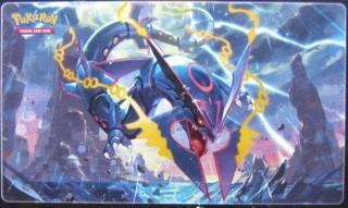 信頼も高い レックウザ プレイマット 海外 ポケモンカード】新品 最後1個 【削除予定】その他