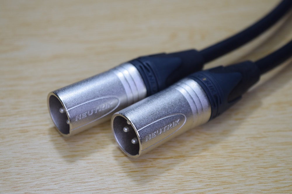 □□ KLOTZ MC5000＋XLR plug オス-メス（NC3FMXX）/1.00m×2本_画像5