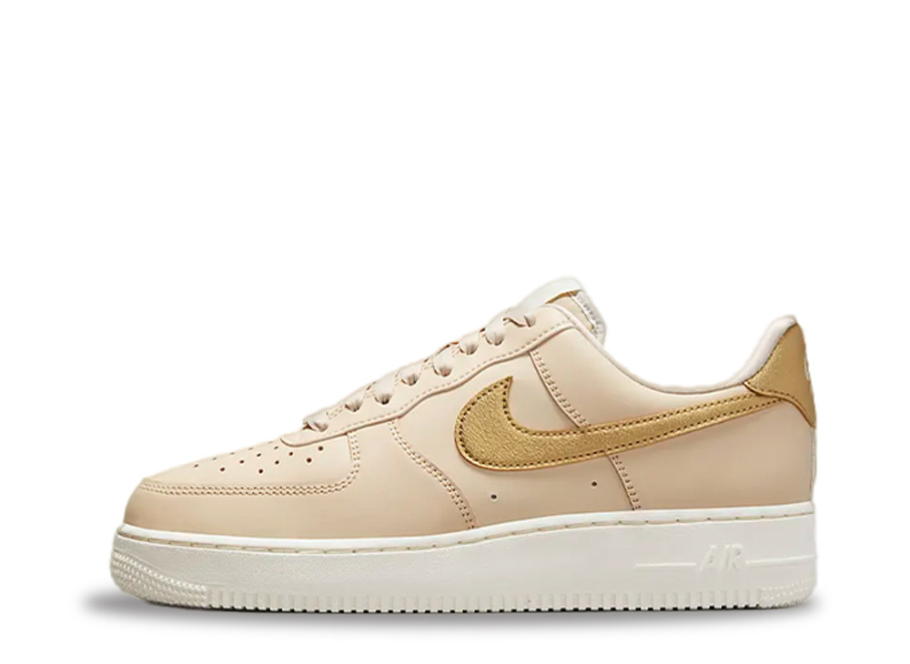 Nike WMNS Air Force 1 '07 "Sand Drift/Metallic Gold" 26cm DQ7569-102_画像1