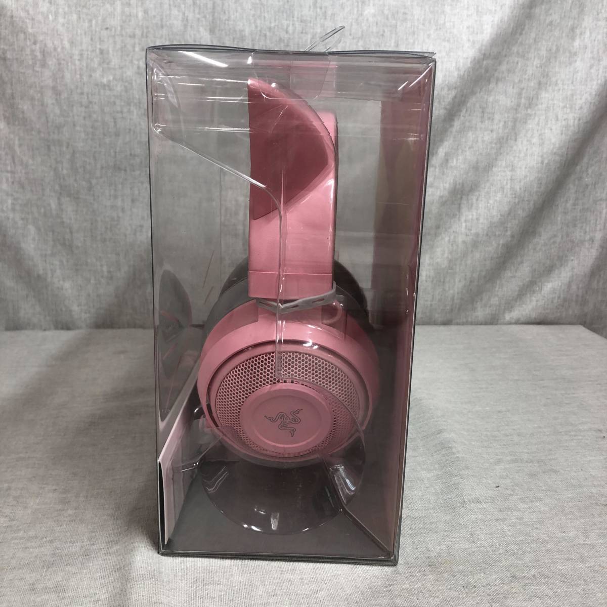 未開封品　Razer Kraken Kitty Quartz Pink ゲーミングヘッドセット USB THX7.1 ネコミミ Chroma RZ04-02980200-R3M1_画像4