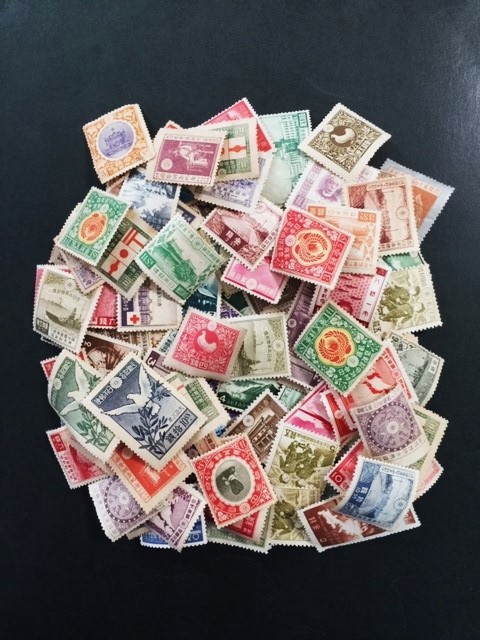 戦前記念切手　未使用ロット　100枚以上　1915年～1944年発行　_画像1