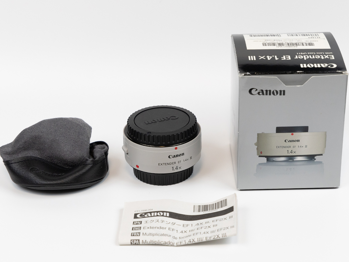 ★ 美品　Canon キヤノン エクステンダー EF 1.4X III 　（1.4X 3）_画像1