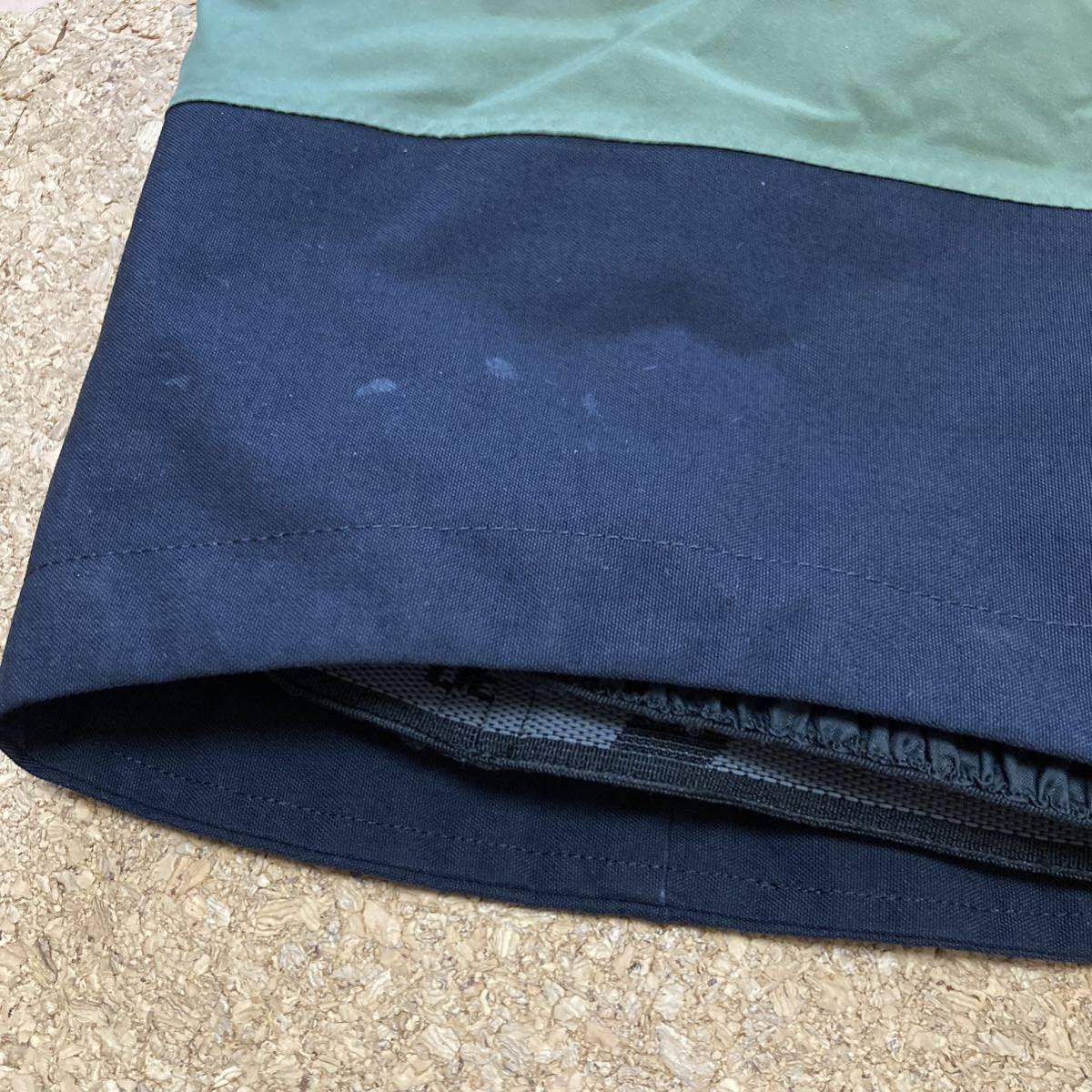 S I Oデサント DESCENTE ゴアテックス スキーパンツ S I Oデサント DESCENTE ゴアテックス スキーパンツ