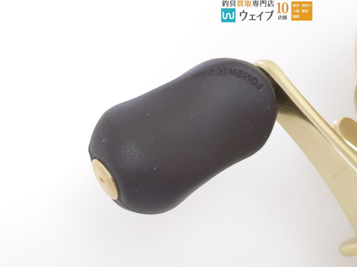 シマノ 00 カルカッタコンクエスト 200 右巻 美品_60K445008 (8).JPG