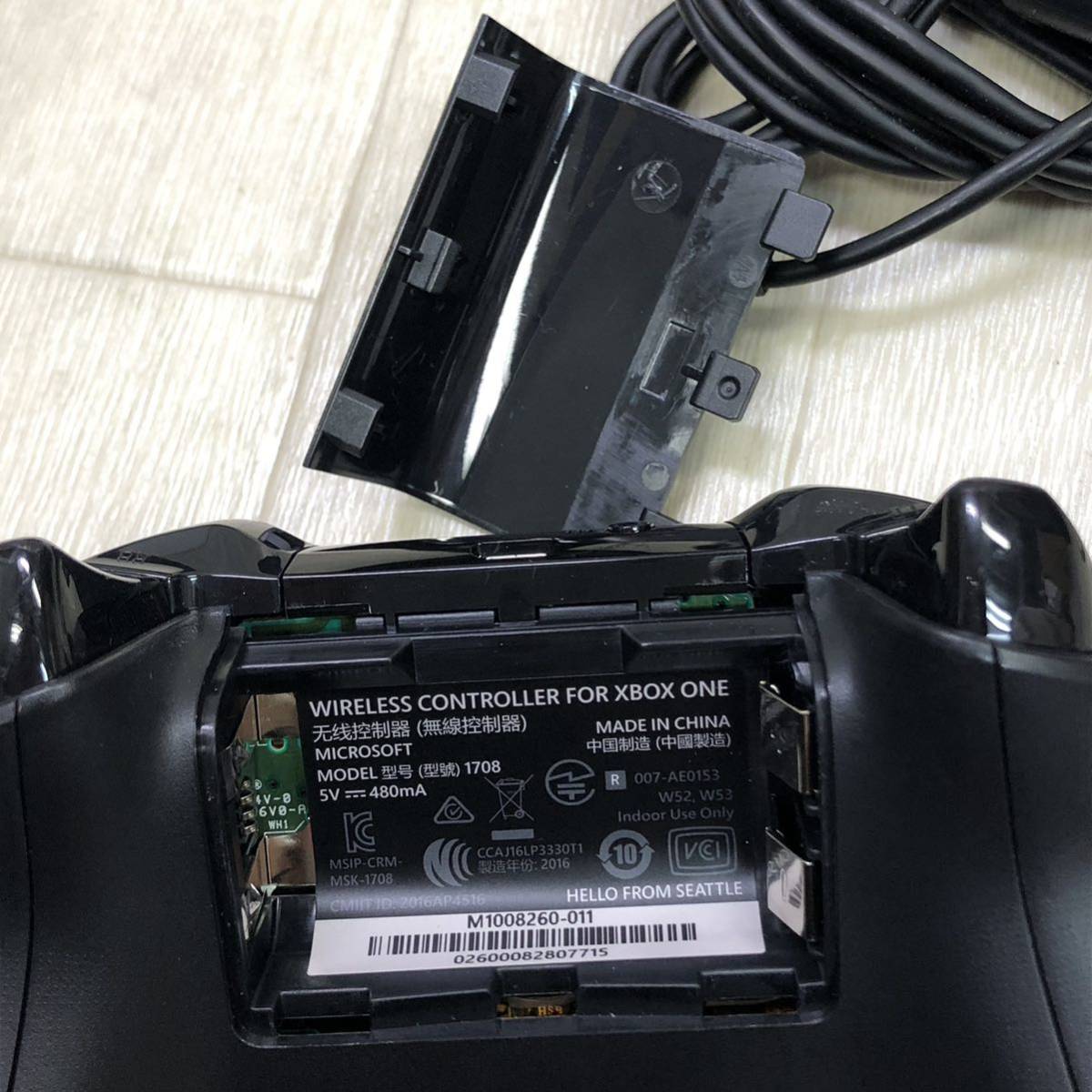 中古 動作未確認 2個set　Microsoft Xbox One 純正 ワイヤレスコントローラー Model 1708：Logicool Gamepad F310 ロジクール ゲームパッド_画像9