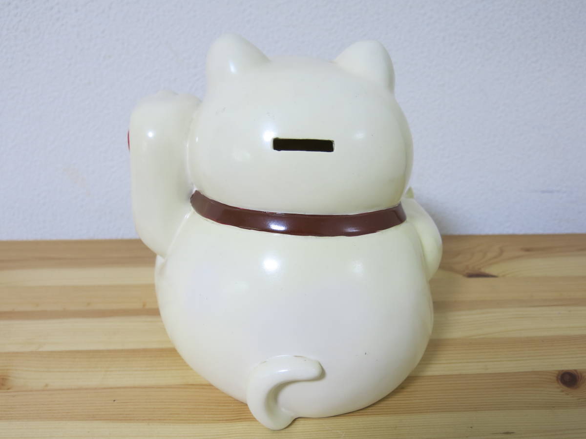 【可愛い！】 招き猫　 樹脂製　貯金箱　 約高19x横20x奥20cm （開運・商売繁盛・良縁・縁起物）_画像3