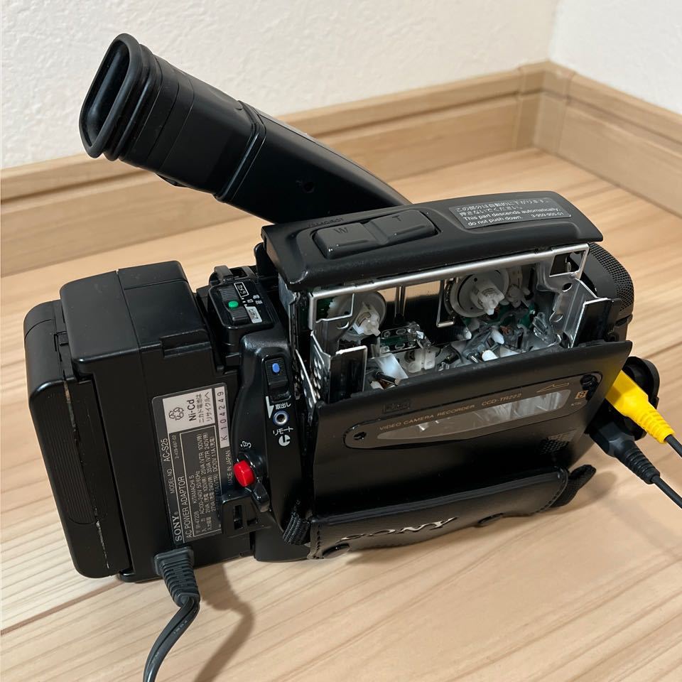 8mmテープ再生できます SONY Video8ビデオカメラ CCD-TR222 8mmテープ再生できます SONY Video8ビデオカメラ CCD-TR222