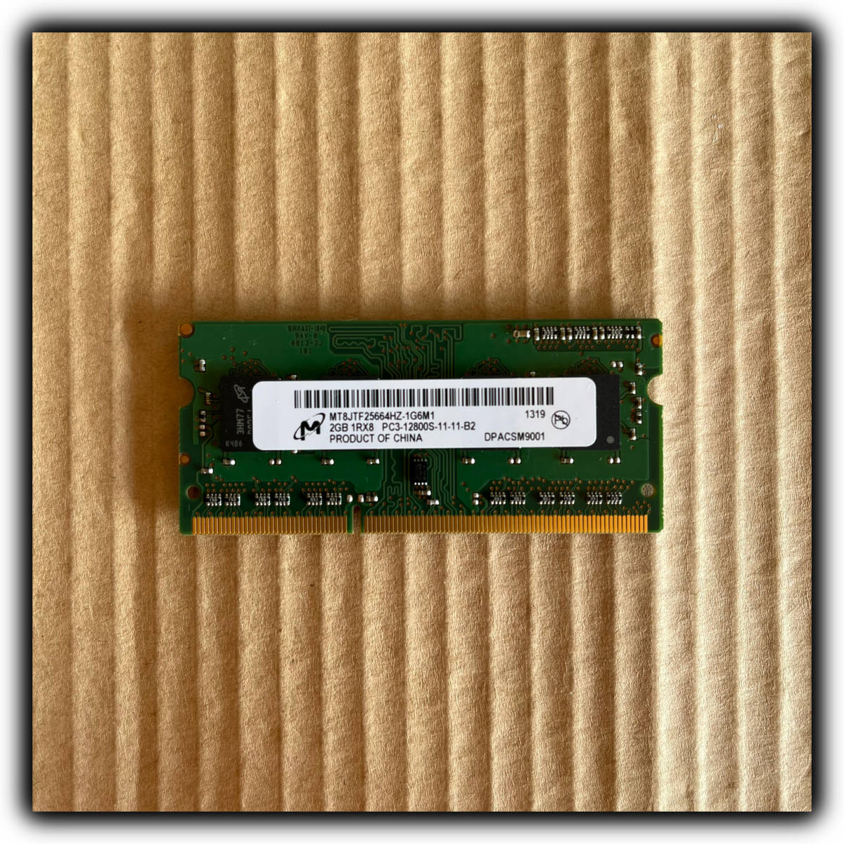 Hynix,Micron,Elpida total 8 sheets 15GB minute equipped.
