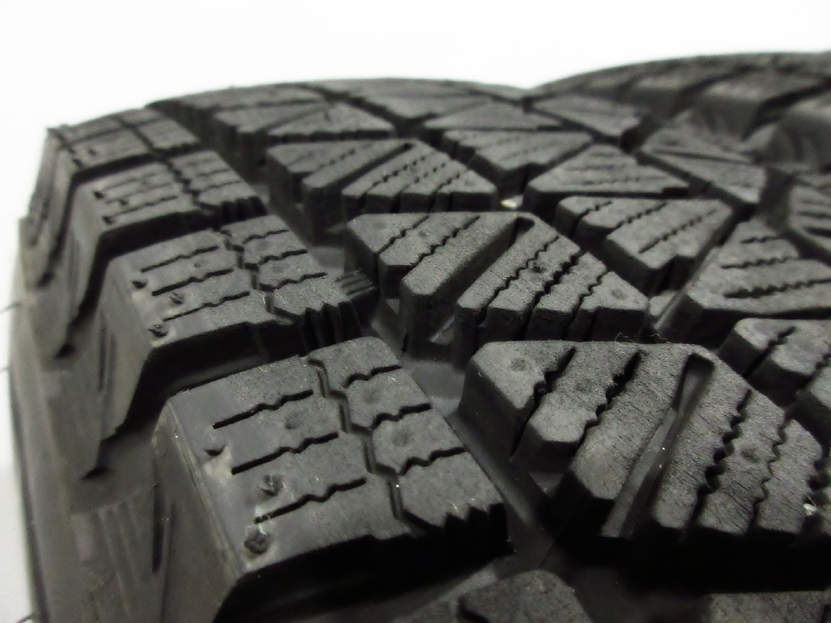 新品に近い美品 AME SEIN SS 5.5J+22 PCD139.7-5穴 ブリヂストン DM-V3 175/80R16 BLIZZAK 2022年後半 スタッドレス ジムニー AZオフロード_画像9