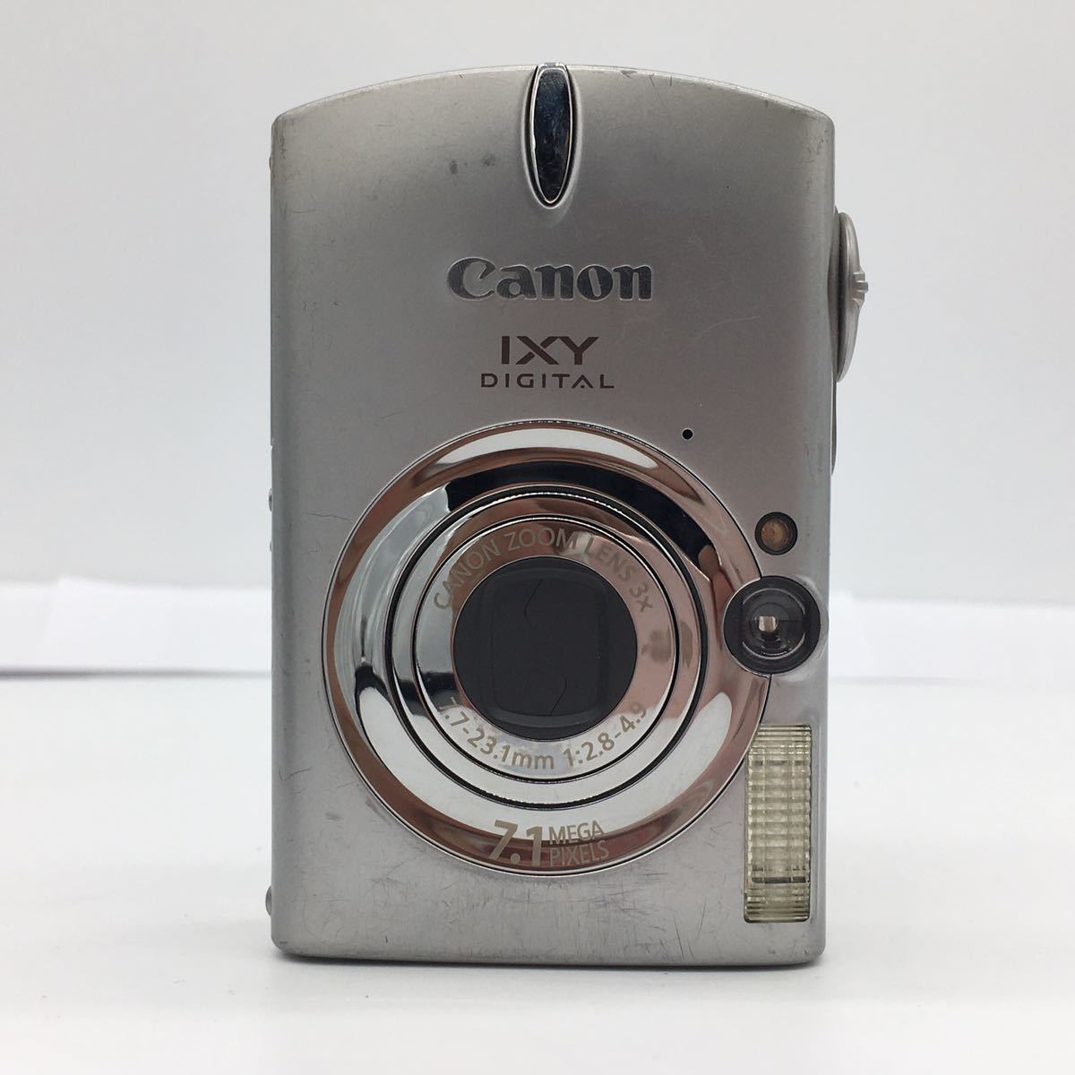Canon キヤノン IXY DIGITAL 600 シルバー デジタル カメラ コンデジ バッテリー・専用ケース付き コンデジ 動作未確認 _画像2