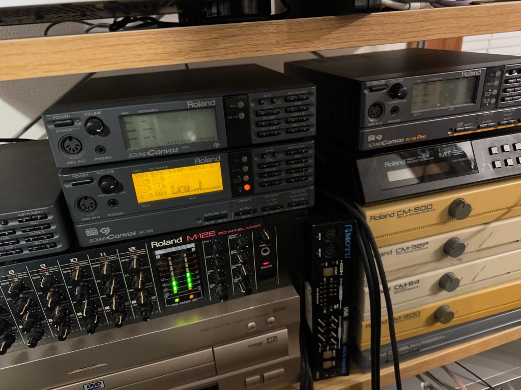X68000 MIDIケーブル / miniケーブル（オス）⇔ MIDIコネクタ（オス）CZ-6BM1A / SX-68M-2 ）で使える変換ケーブル_音源はINに接続。LA/GSどちらも再生OKです
