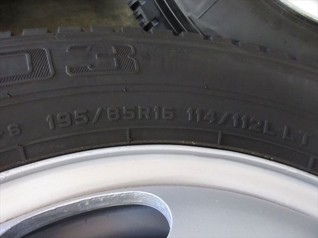 送料無料　スタッドレス　195/85R16　M934　LT03　バリ溝　三菱キャンター　ふそう　XAA16×5.5K　5穴　両面再塗装　6本セット_画像4