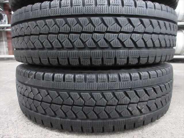 送料無料　スタッドレス　205/70R17.5　BS　W979　21～22年　ダイナ　トヨエース　デュトロ　DF2D17.5×5.25　5穴　両面再塗装　6本セット_画像9