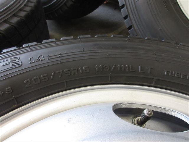 送料無料　スタッドレス　205/75R16　DUNLOP　LT03　20年　三菱キャンター　ふそう　新車外しXAC16×5.5K　115-8C　5穴　美品　6本セット_画像5