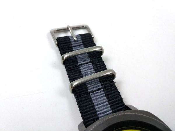 ナイロン製ミリタリーストラップ 布ベルト natoタイプ 腕時計 ブラックXグレー ストライプ 20mm #2の画像6