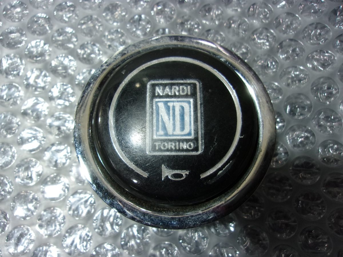 ★激安!★NARDI ナルディ ホーンボタン ハンドル クラクション 汎用 / 4Q12-1719_画像1