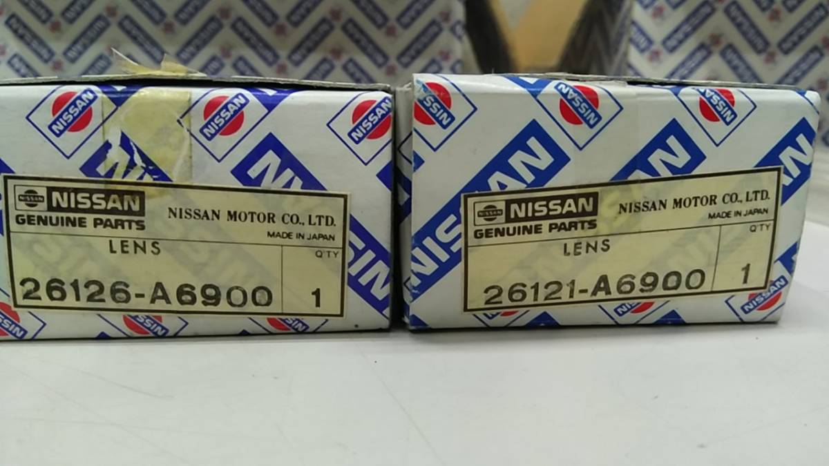  原文:格安！未使用・長期保管品 NISSAN/日産 純正 ハコスカ テールランプ&フロントウインカーカバー セットで！ 