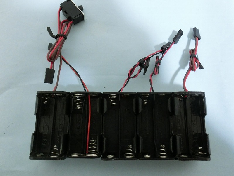 【送料無料】ラジコン　受信機　バッテリーケース　8個セット　高密閉型3個　オープン型4個　ラジコン　電子工作最適
