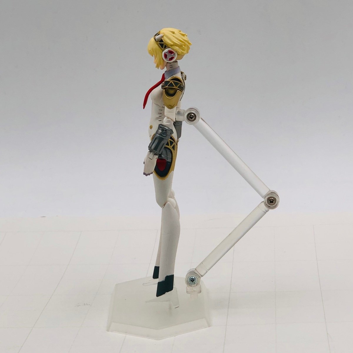 中古品 マックスファクトリー Figma 161 ペルソナ4 ジ・アルティメットインマヨナカアリーナ アイギス The ULTIMATE ver._画像4