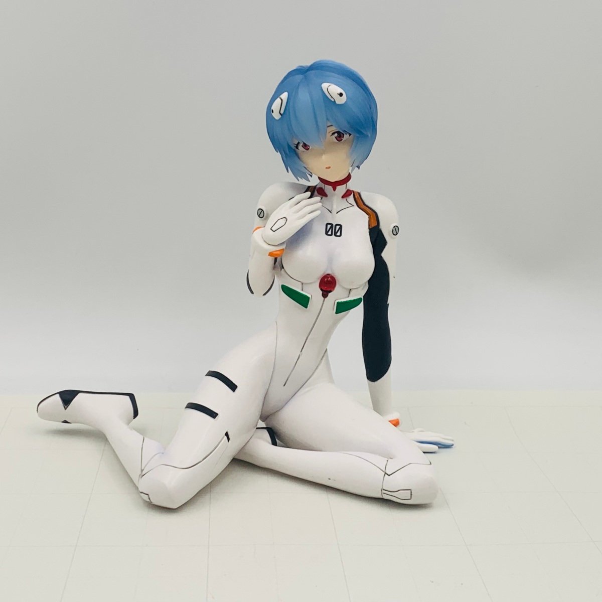 中古品 一番くじ エヴァンゲリオン EVANGELION HEROINES Quarter Impact B賞 綾波レイ フィギュア_画像2