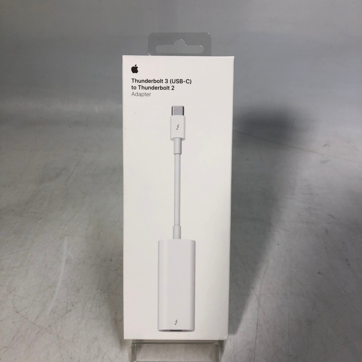 Apple Thunderbolt ３ (USB-C) to Thunderbolt 2 Adapter A1790 MMEL2AM/A_画像1