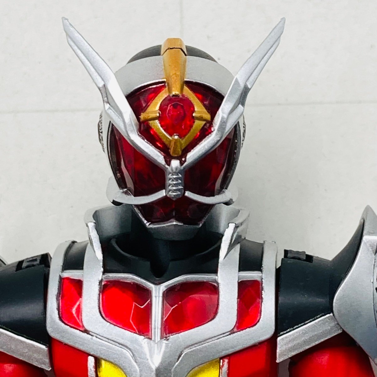 中古品 S.H.Figuarts フィギュアーツ 仮面ライダーウィザード フレイムドラゴン ウォータードラゴン 2種セット_画像2