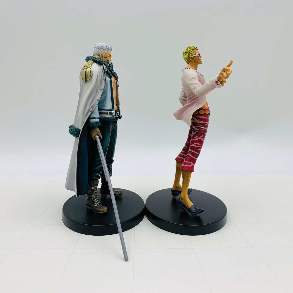 中古品 DXF THE GRANDLINE MEN vol.16 .17 ワンピース スモーカー ドンキホーテ・ドフラミンゴ 2種セット_画像4