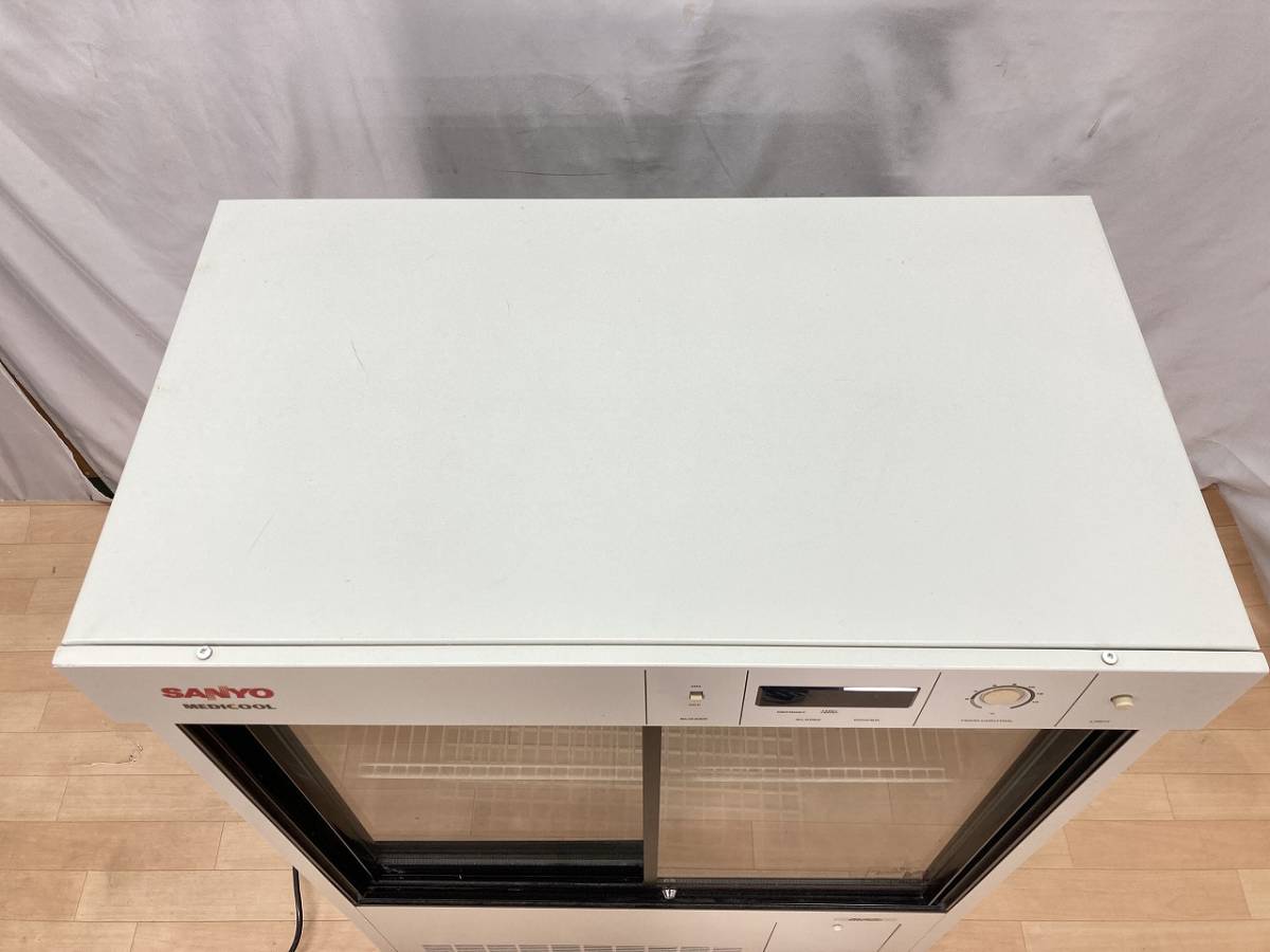 完動品】SANYO(サンヨー) 中型 薬用冷蔵ショーケース MEDICOOL 完動品】SANYO(サンヨー) 中型 薬用冷蔵ショーケース MEDICOOL