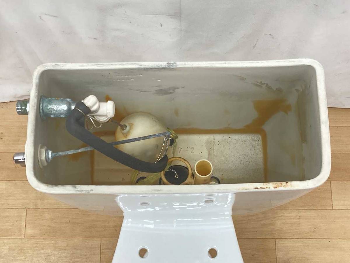 【中古】INAX (イナックス) トイレ 洋式便器 (壁排水)とタンクの一式セット #ホワイト 直接引き取り可 72_画像4