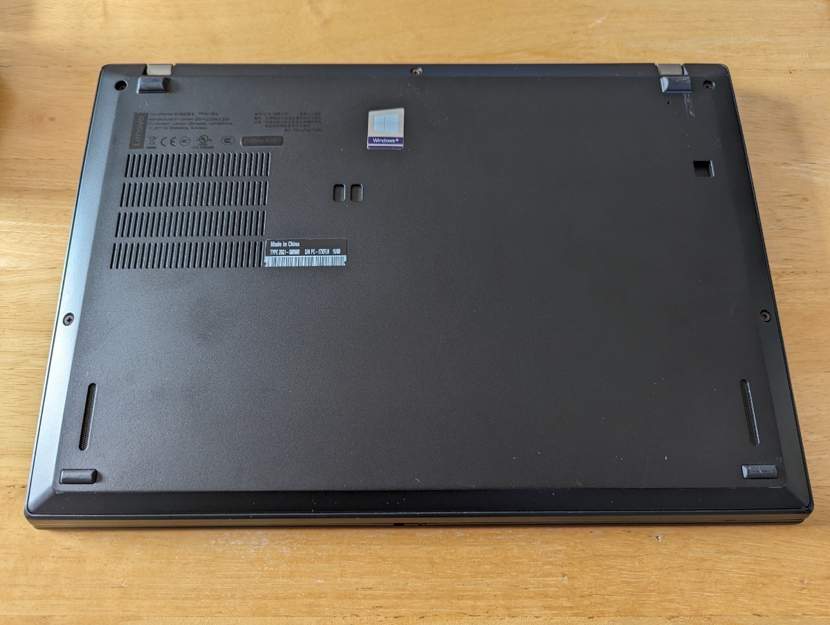 動作確認済み Lenovo ThinkPad x390 Corei5-8265u メモリ8GB SSD128GB Windows11pro + 部品取りx390 45WACアダプター付き_画像6