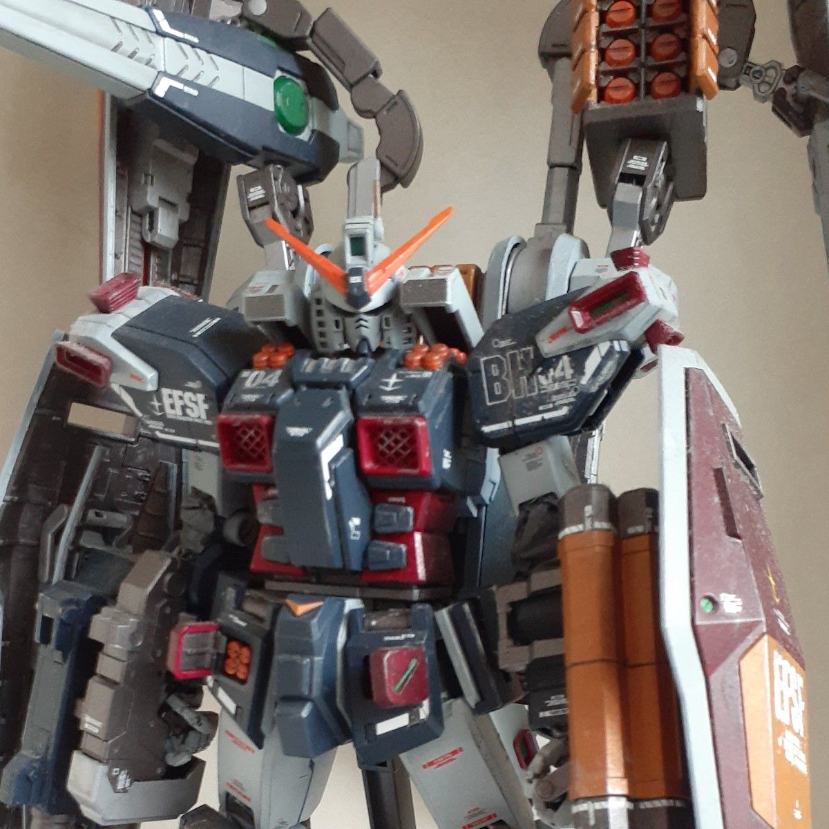 MG フルアーマーガンダムサンダーボルトVer Ka全塗装完成品 MG フルアーマーガンダムサンダーボルトVer Ka全塗装完成品