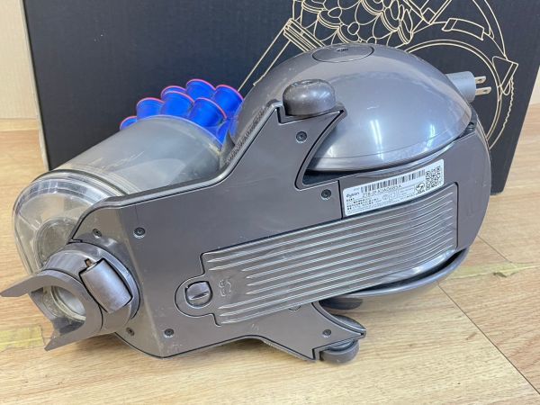 K202-K50-330 dyson ダイソン DC63 電気掃除機 タービンヘッド キャニスター型掃除機 サイクロン掃除機 外箱付き 通電確認OK ⑦_画像5