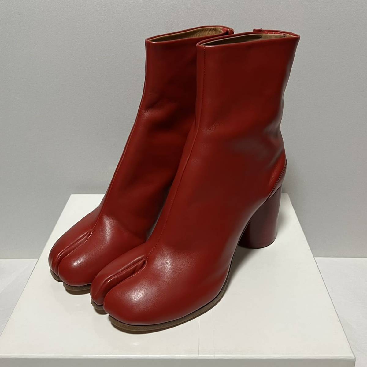 新品 Maison Margiela メゾンマルジェラ Tabi タビ 足袋 レザー 新品 Maison Margiela メゾンマルジェラ Tabi タビ 足袋 レザー