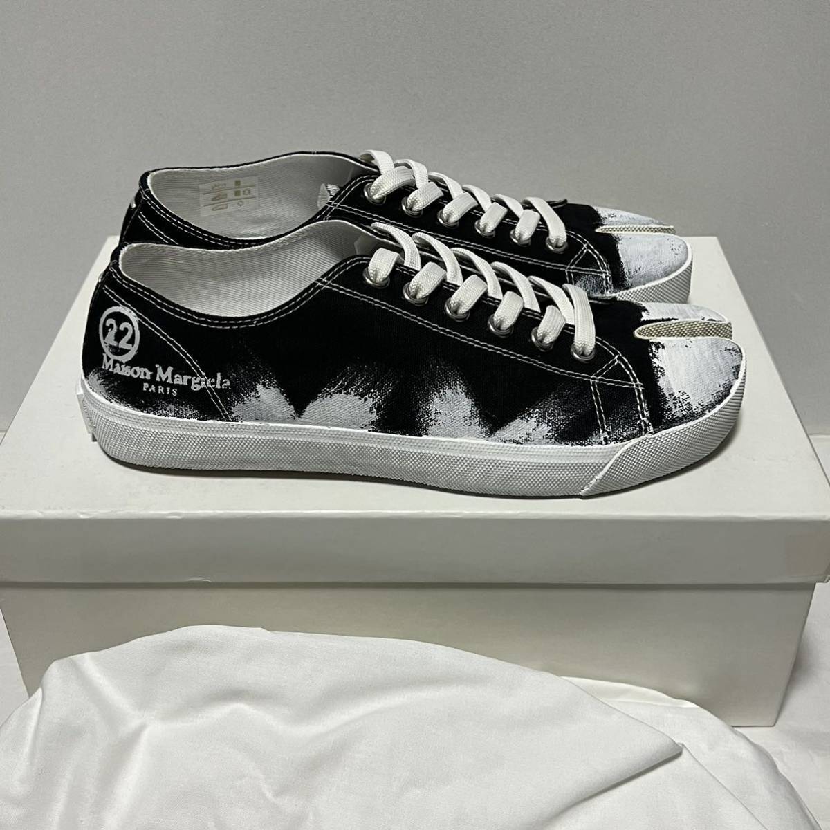 新品 メゾンマルジェラ MAISON MARGIELA タビ スニーカー Tabi 新品 メゾンマルジェラ MAISON MARGIELA タビ スニーカー Tabi