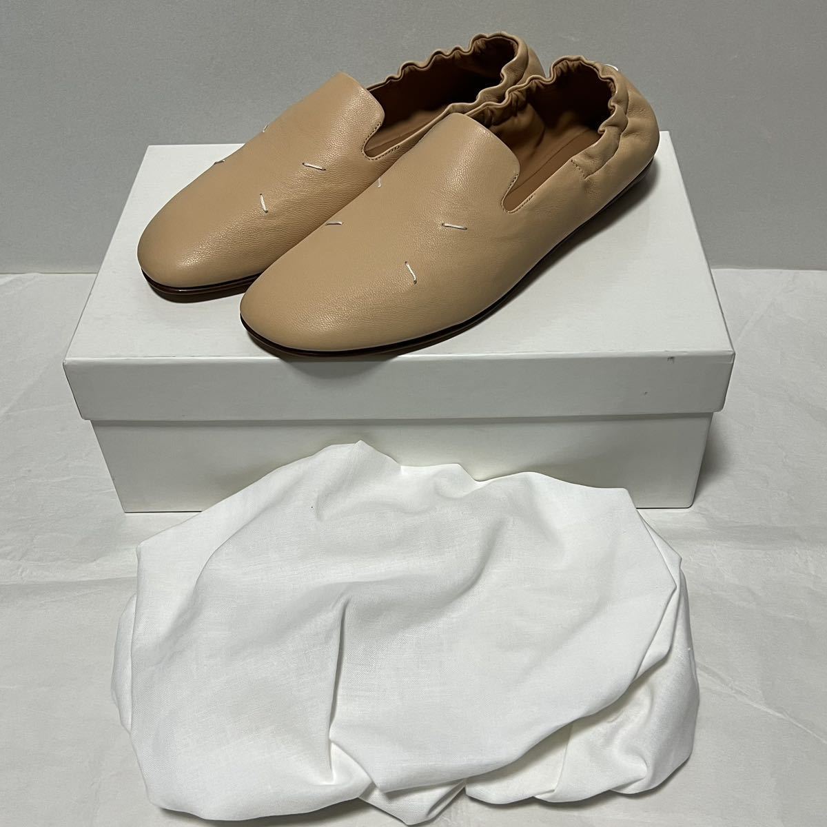 新品 MAISON MARGIELA メゾンマルジェラ 4ステッチ Kiki キキ 新品 MAISON MARGIELA メゾンマルジェラ 4ステッチ Kiki キキ