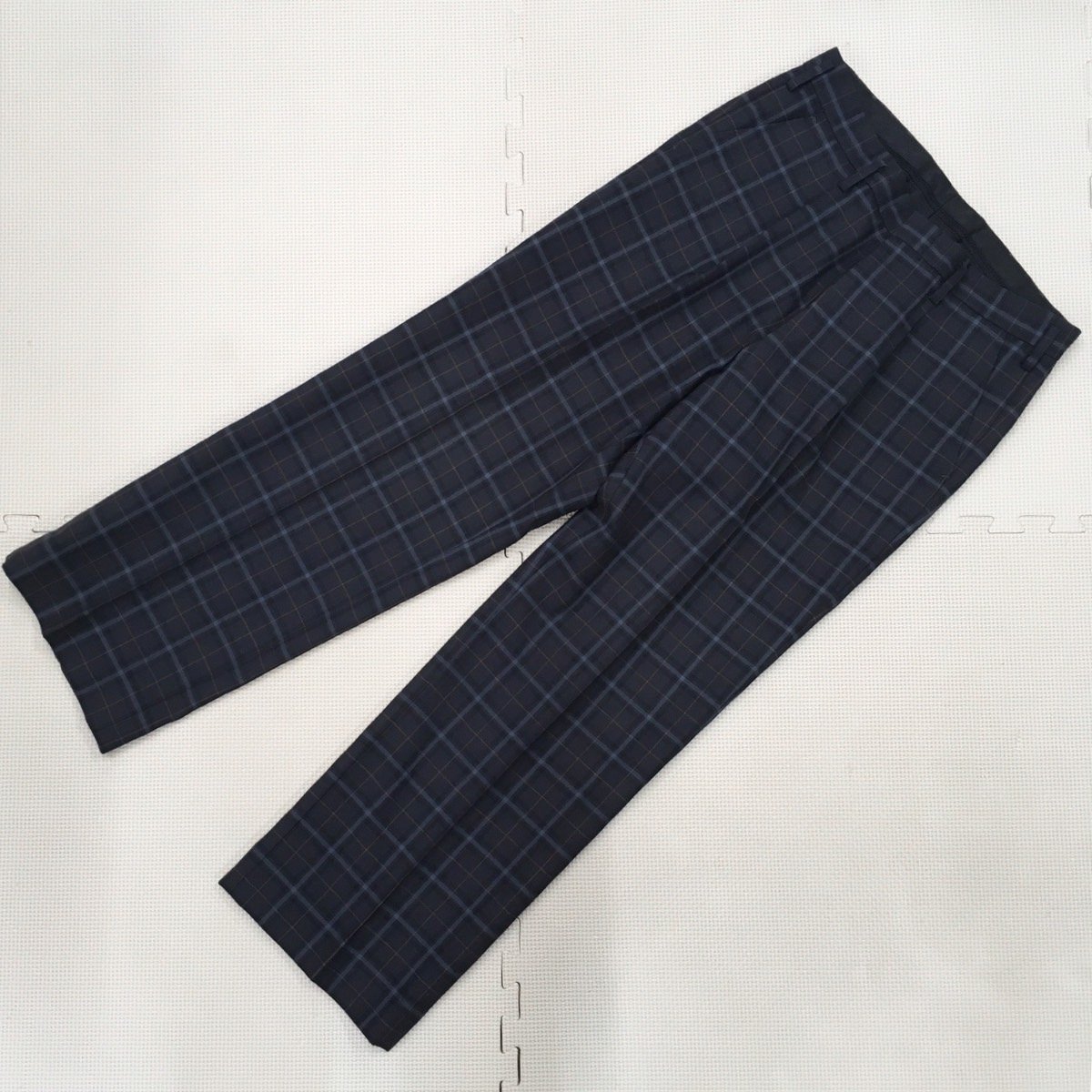 A398/T392( used ) Tochigi prefecture under . city . stone . junior high school man . uniform 1 point /W82/ total height 96/ length of the legs 71/ winter trousers / winter clothes / winter / check pattern / man . school uniform /. industry raw goods 