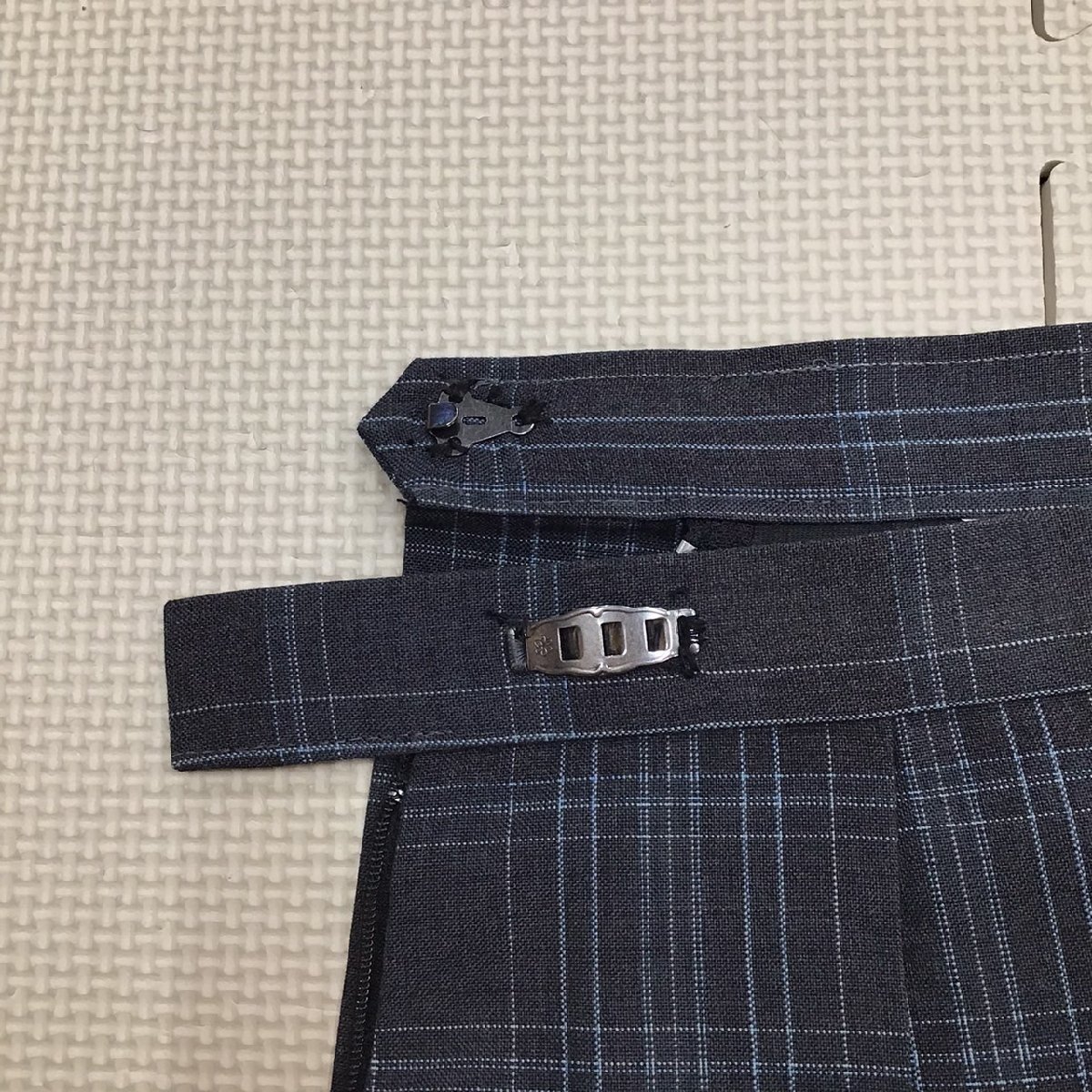 O419/(中古)兵庫県 明石西高校 女子制服3点 /M～L/LL/W72/ブラウス/ベスト/夏スカート/チェック柄/YACHT/夏服/夏用/中学校/学生服_画像9