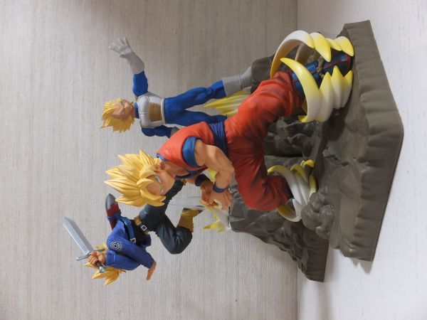 ドラゴンボール 孫悟空 ベジータ トランクス 超サイヤ人フィギュア DB DORAGONBALL　Absolute Perfection Figure_画像4