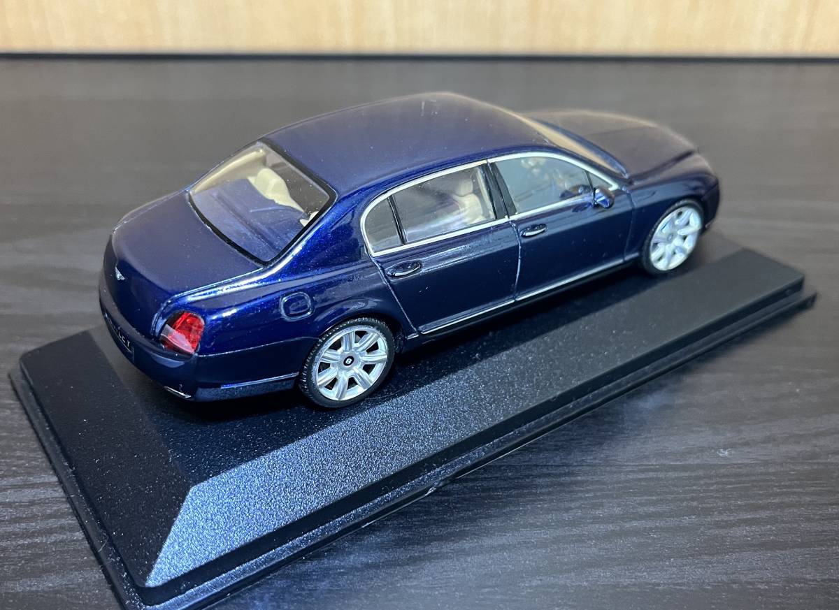 MINICHAMPS 1/43 Bentley Flying Spur　ミニチャンプス　ベントレー　フライングスパー　　【ルース品】_画像2