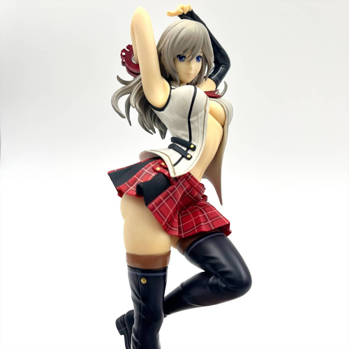 ※ 欠品ありのジャンク品 PLUM プラム GOD EATER2 ゴッドイーター2 アリサ・イリーニチナ・アミエーラ Ver.GE2 フィギュア 【】_画像2