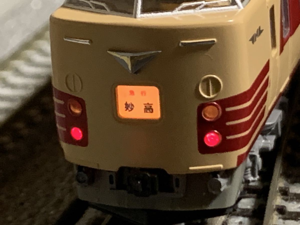 kato製183系特急形電車(国鉄色、灰色台車、10両編成)_画像6