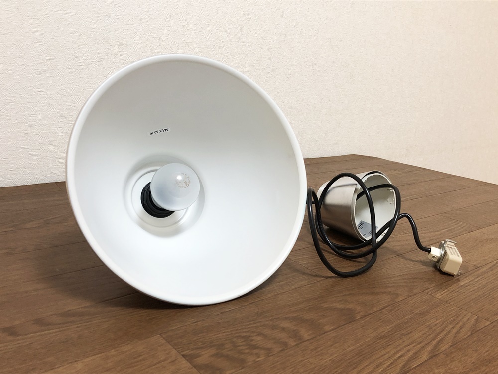 レトロ調デザインTYP T0703Fotoシルバー　IKEAペンダントライトLED電球対応　E26-MAX60W照明器具イケア　アルミセード　点灯確認済み_画像2